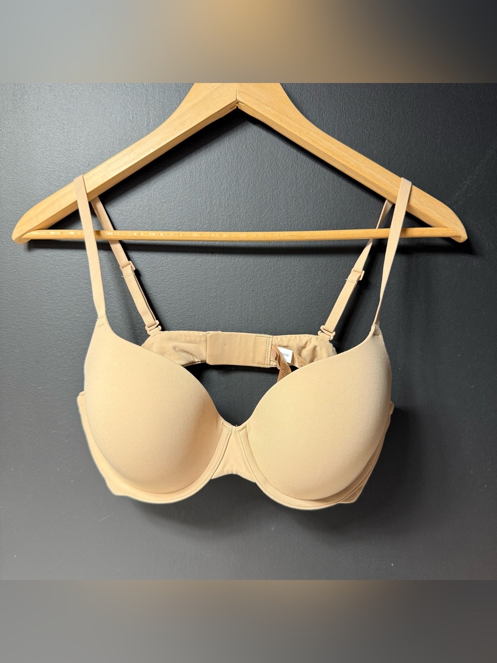 Fits Everybody T-Shirt Bra SKIMS